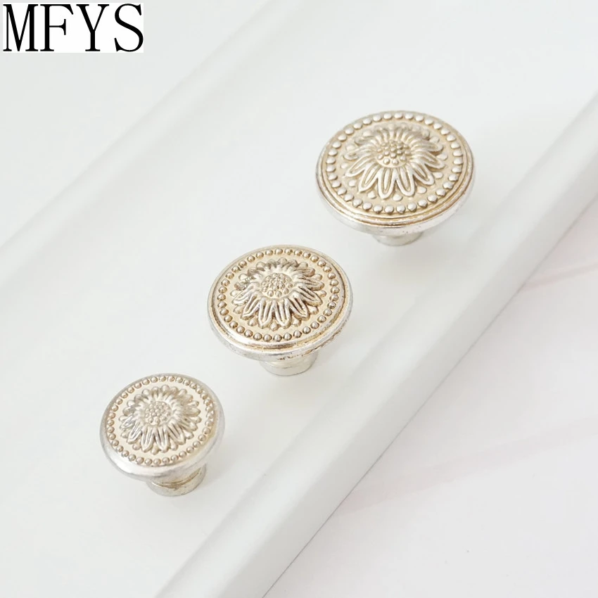 French Shabby Chic Dresser Handle Drawer Knobs Pulls Handles / Antique Silver Kitchen Cabinet Pull Handle Door Knobs Decorative