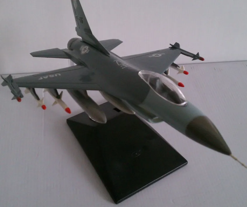 1:72 F16 Scale Model YF 16 Jet Free Shipping-in Diecasts ...