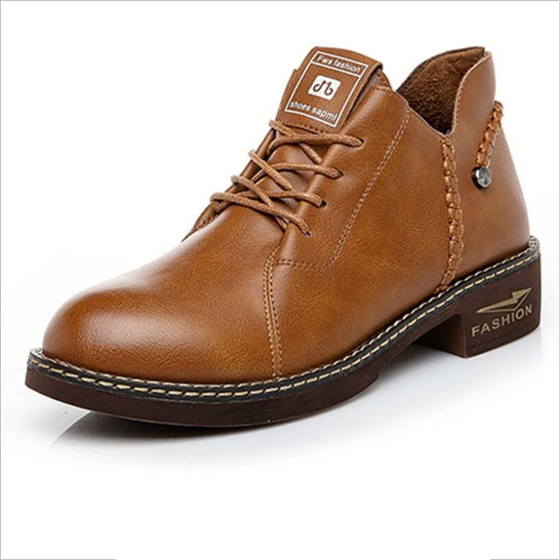 

CHAISHOU 2018 autumn and winter new ladies PU leather Martin boots platform flat bottom side zipper women's boots zapatos muje