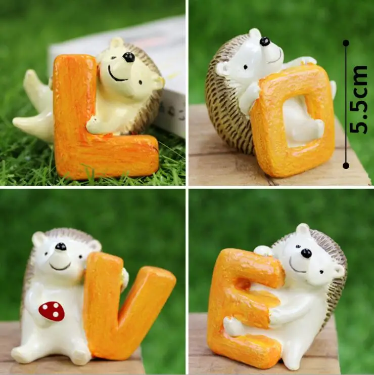 LOVE creative desk computer desk cute decorative resin small ornaments