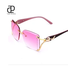 FEIDU Мода года Высокое качество со стразами в форме ромба Солнцезащитные очки для женщин Для женщин Брендовая Дизайнерская обувь Ретро фиолетовый оправы граненый