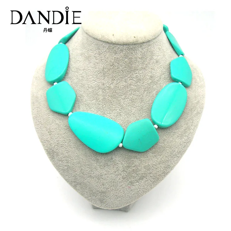 

Dandie Blue Acrylic Nceklace , Fashion Jewelry, Costume Accessory For Women