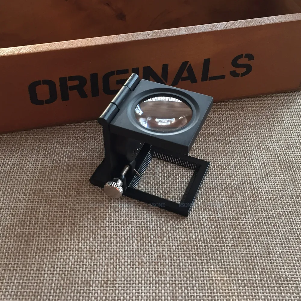 

20X 28mm Fabric Scale Magnifying Measure Glass Fresnel Lens Pocket Portable Lupa Desktop Foldable Stand Magnifier