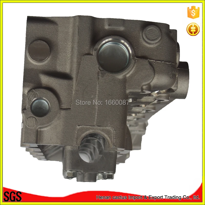 4M40 cylinder head 05.jpg