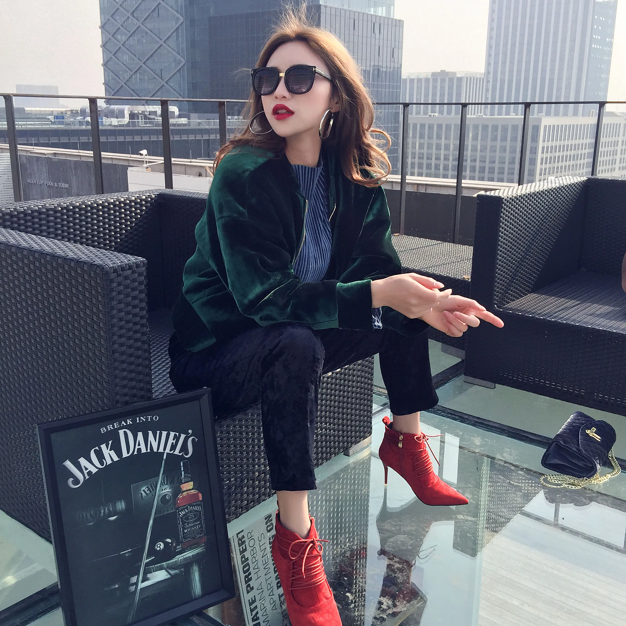 

velvet green/wine red bomber winter jacket women autumn korean velour pilots short jacket coat with cotton pad parka 2018