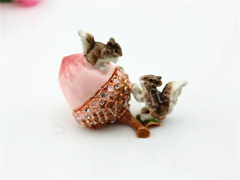

Home Decor Animal Gift Box Squirrel On Pine Nut Trinket box Wedding Favor Metal Craft