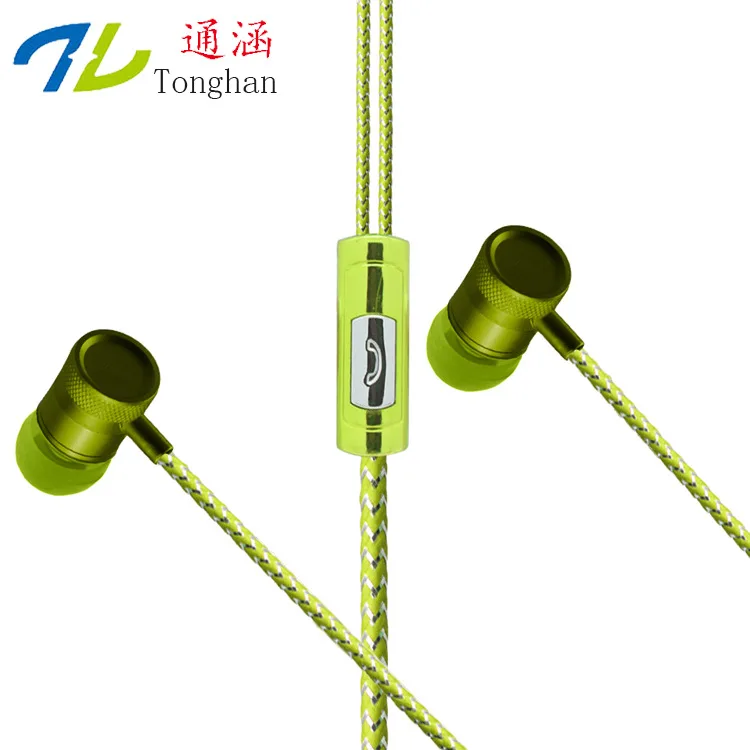 

WD06 3.5mm Earphones Headsets Stereo Earbuds For mobile phone MP3 MP4 For PC