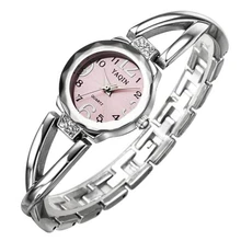 Femmes de Bracelet Montres Marque YAQIN Minimaliste Coréenne Style Femmes Bracelet Montres Petite Taille Étudiants Importés Quartz Analogique