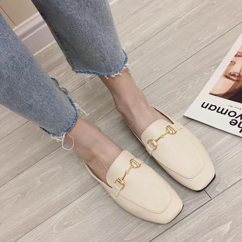 

2019 Spring and Summer New Korean Fashion Half Tow Flat Student Metal Buckle Women's Slippers Solid