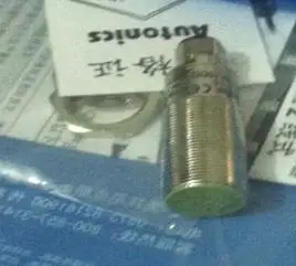 

Switch PRCM18-5DP inductive PNP often open