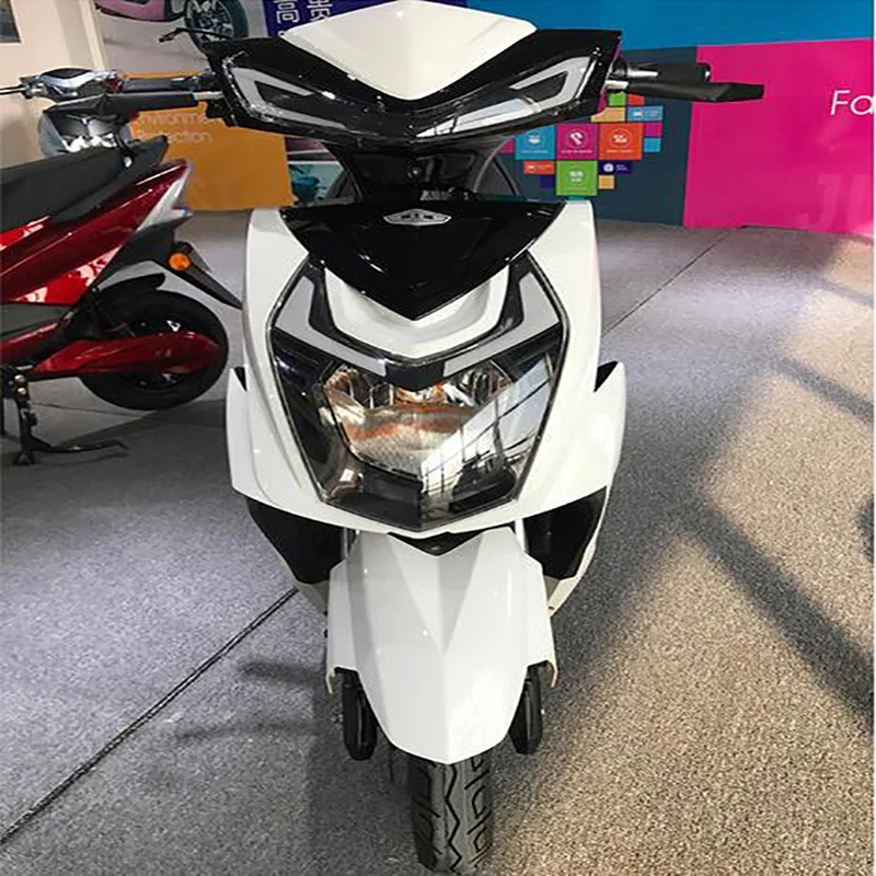 

All-around guide two-wheel three-speed pedal electric vehicle
