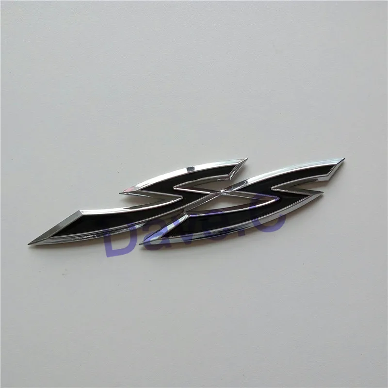 HSV Holden SS rear emblem 4