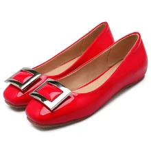 Черные, красные, серые дизайнерские туфли на плоской подошве; женские модные удобные балетки без шнуровки; лакированные кожаные оксфорды; балетки на плоской подошве; большие размеры 62