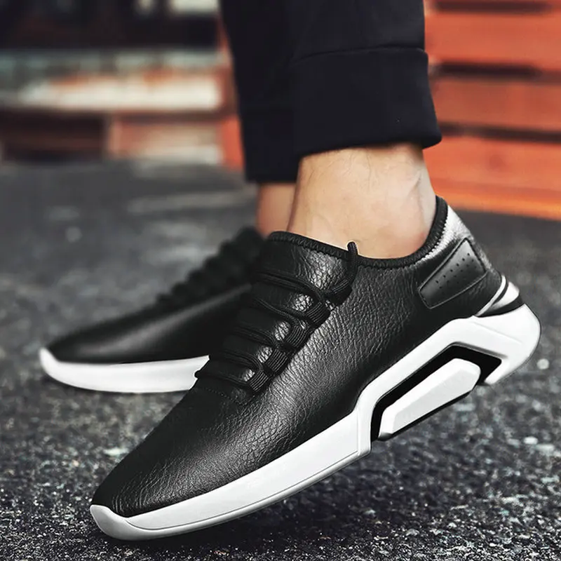 

2019 Men Fashion leather Sneakers lace up breathable mesh casual shoes New Male Black White Lightweight walking shoes II-17Z