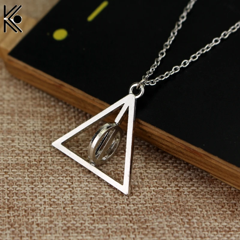 

2019 Fashion Long Necklaces Deathly Hallows Pendant Necklace Triangle Rotatable intermediate Resurrection Stone Necklaces