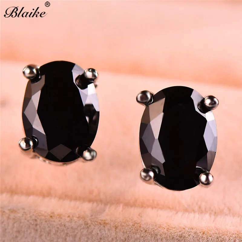 Ear0822-BK