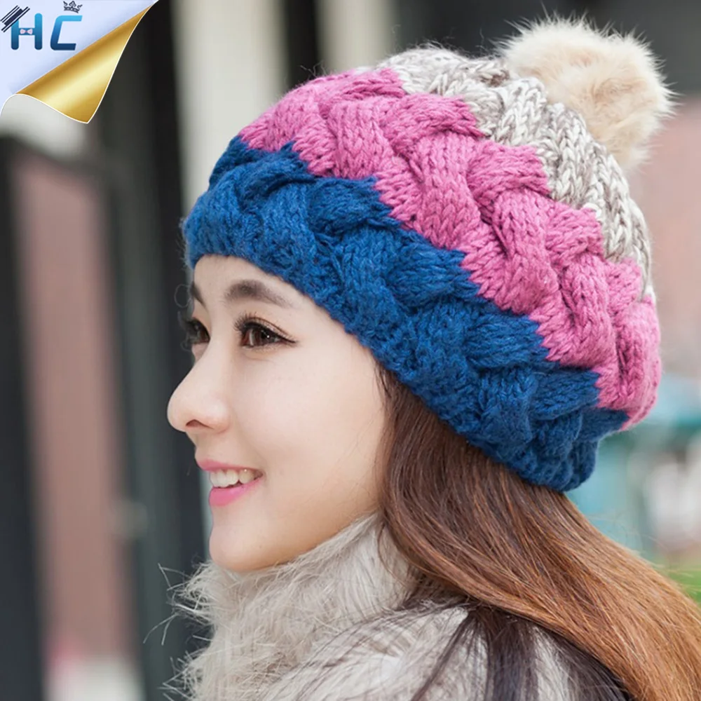 

2016 New Women Two Tone Winter Beanine Real Raccoon Pom Pom Fur Hat Warm Knitted beanies Lady Caps Bonnets en laine casquette