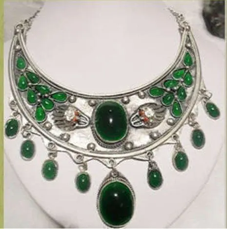 

Tibet beautiful green gem Large pendant necklace shipping Halskette natural Women's Plated wholesale