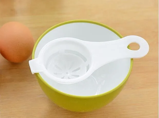 Горячая высококачественное яйцо желток Белый сепаратор, разделитель яйца кухонные приспособления для яиц пищевой PP пластиковый сито Разделитель-держатель