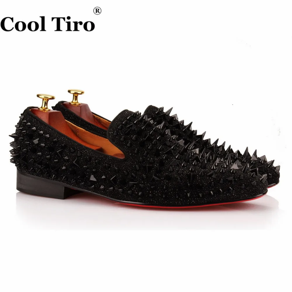 Cool TIRO/ ручной работы черные замшевые разное ногтей шипованные красной подошвой Роскошные ручной работы модная обувь без застежек для вечеринок на мужчин Туфли без каблуков