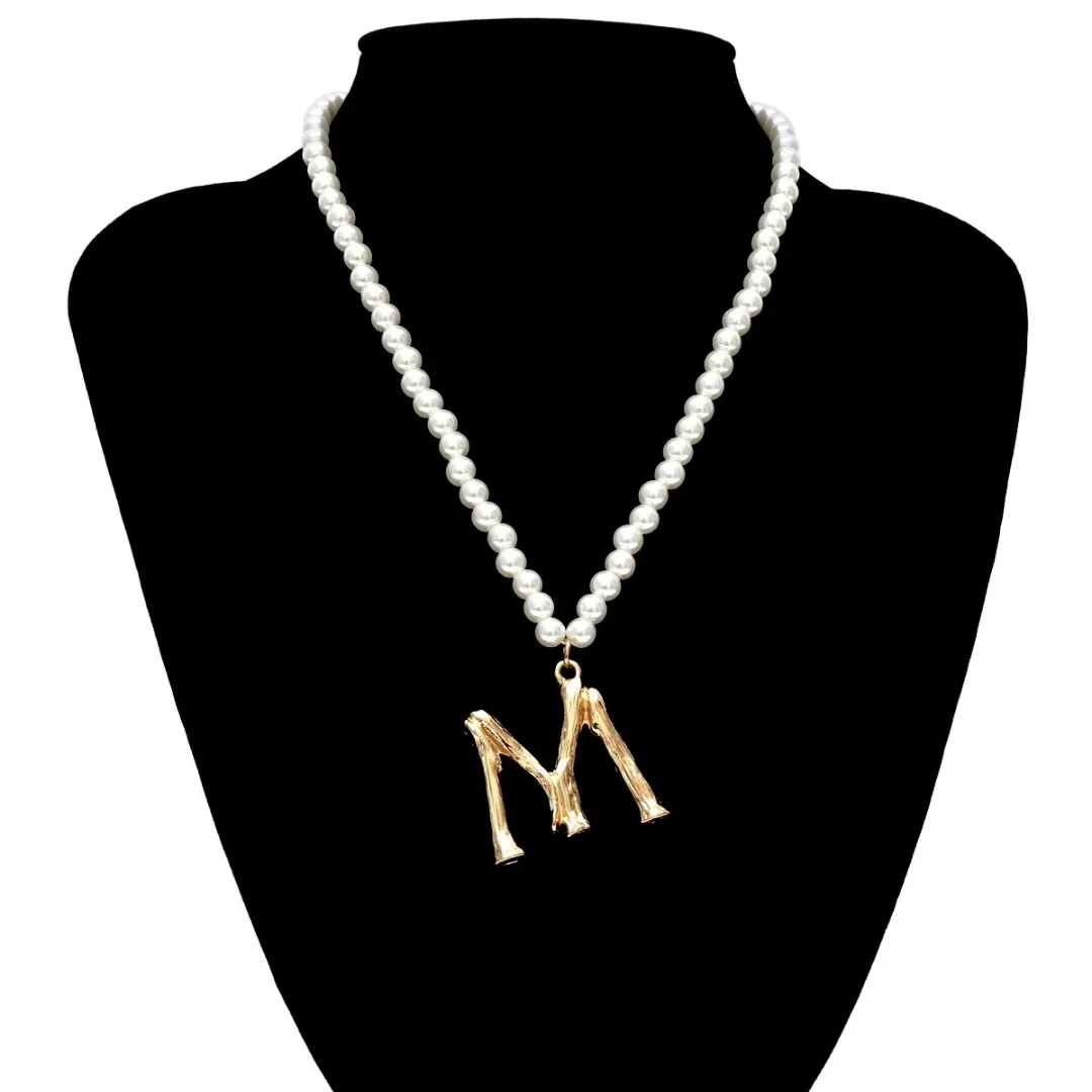 Simple Handmade Pearl Necklace with Letter M Pendant Korean Style Charms Alloy Gold Chain Luxury Wedding Jewelry For Women