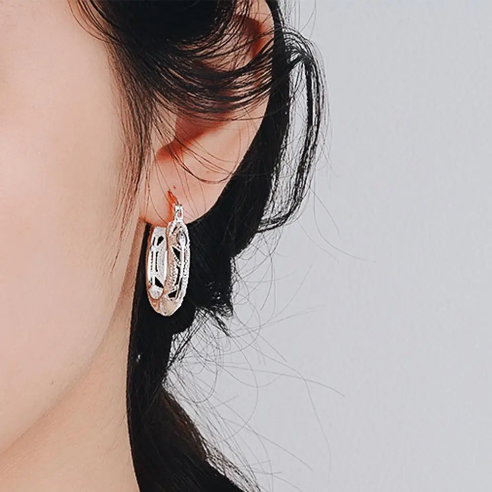 

Hot Casual Women Carved Hollow U-Shape Circle Hoop Huggies Earrings Jewelry Gift