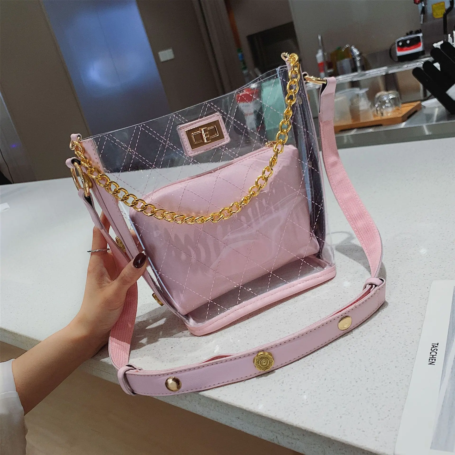 

Clear Bucket Bag For Women Fashion Transparent Shoulder Bag Females Beach Waterproof Composite Bags Casual Shopping Bag New 2019