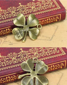 

50pcs ancient silver Lucky clover Good luck lettering plate alloy Pendant charm Handmade earring bracelet necklace DIY 27mm