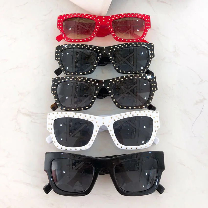 Винтажные маленькие квадратные солнцезащитные очки с заклепками в оправе для женщин, фирменный дизайн, Ретро стиль, солнцезащитные очки прямоугольной формы, женские солнцезащитные очки, Затемненные цветные очки