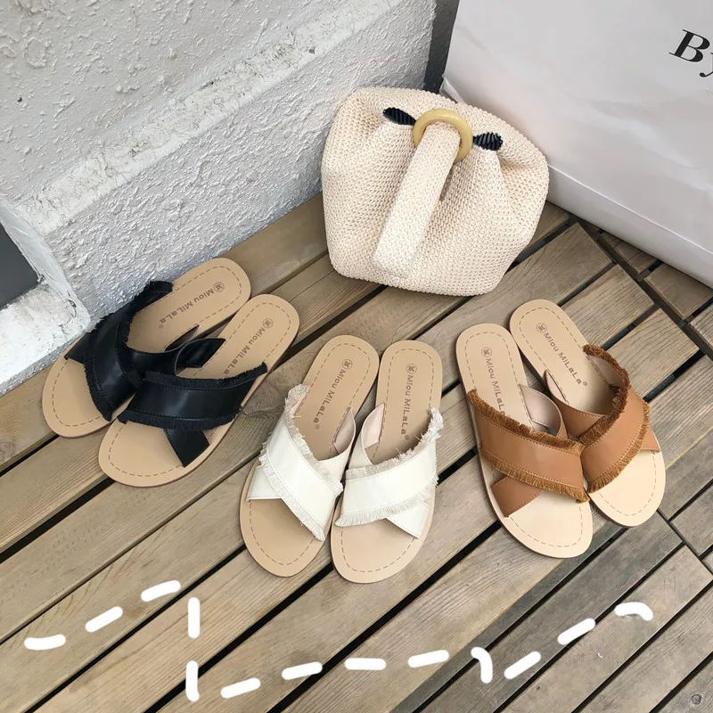 

2019 summer new fashion women's shoes leisure beach stuffies 35 to 41 size