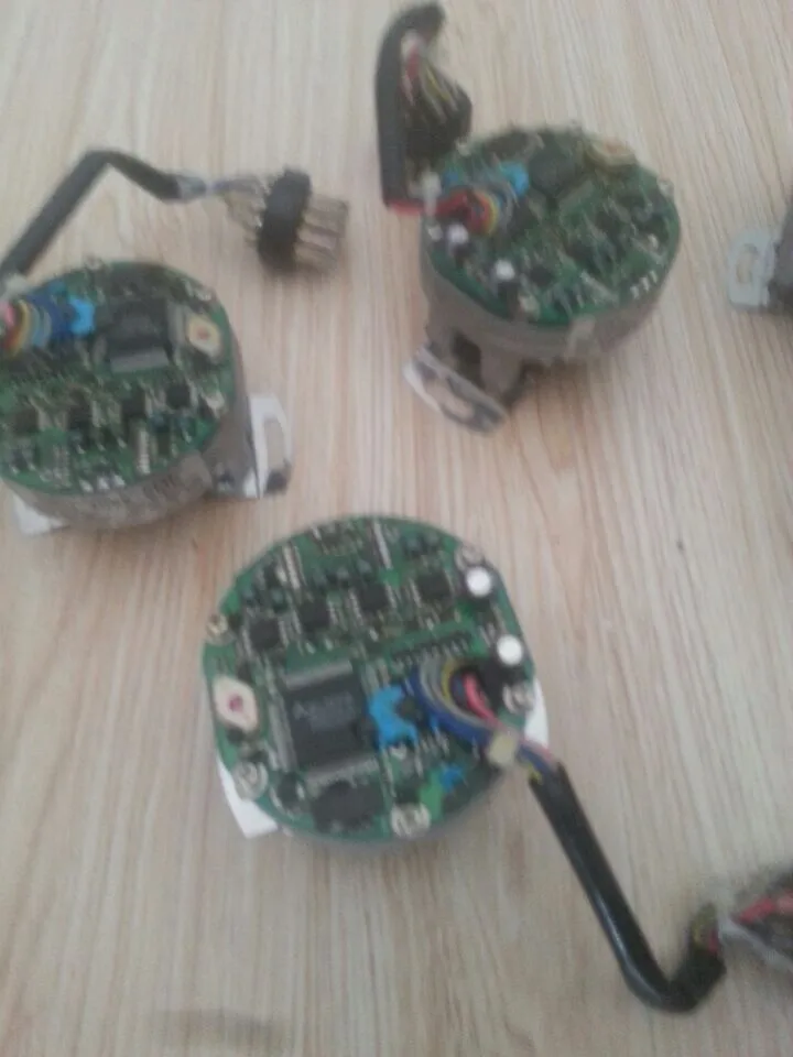 

encoder   SBN-4096-6ME  , 90% appearance new , 3 months warranty   in stock