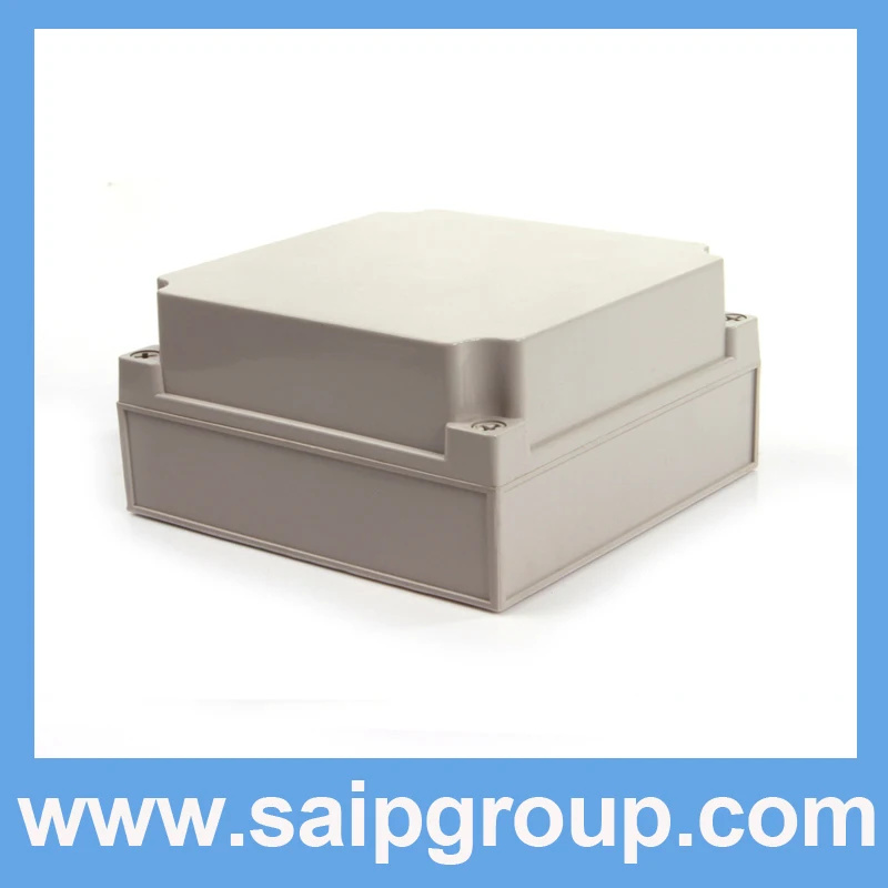 

small waterproof plastic boxes