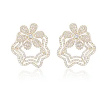 Brincos de Design de Moda Brincos para Mulheres Oco Out Flor Do Parafuso Prisioneiro Brincos de Ouro/Prata Cor Austríaco Cubic Zircon Jóias