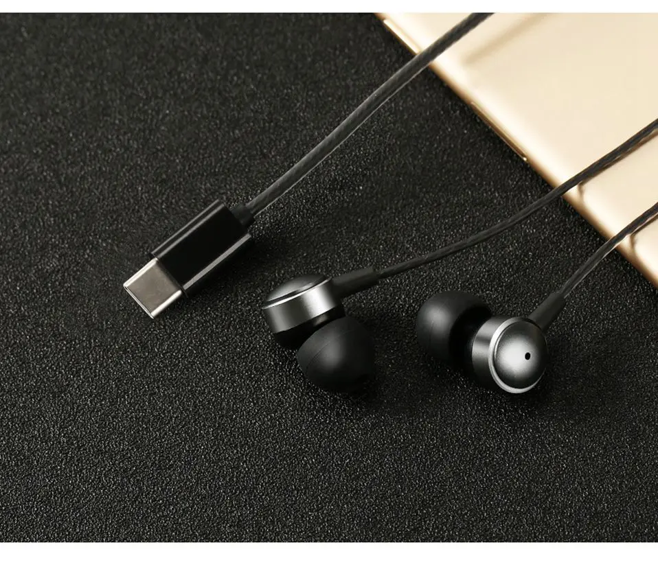 Metal Type-c In-ear Earphone Wired 3.5mm Jack Stereo Earbuds Headphones with Mic for Phone Deep Bass Headset Sports Earphones    (11)