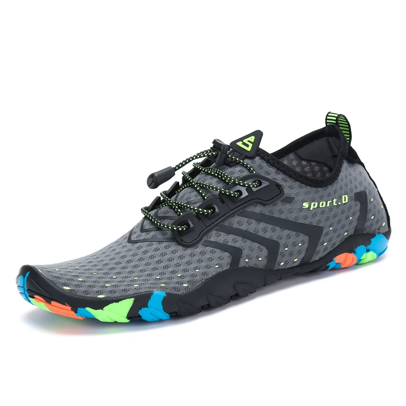 Baratos Zapatos de agua zapatos de verano hombres transpirables zapatillas de playa aguas arriba Aqua Zapatos mujer Sandalias natación buceo calcetines Tenis Masculino