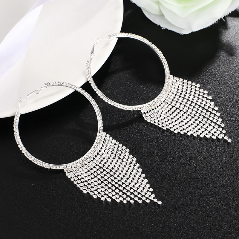 YFJEWE новые круглые Роскошные серьги с кисточками и кристаллами для женщин, девушек, для свадебной вечеринки, очаровательные элегантные длинные серьги, ювелирное изделие, подарок# E618
