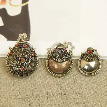 

Tibetan Small Snuff Bottles Pendants Nepal Handicrafts
