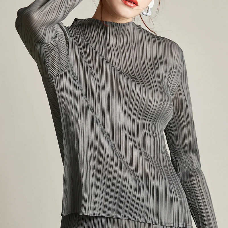 Changpleat Spring long sleeve turtleneck Basics