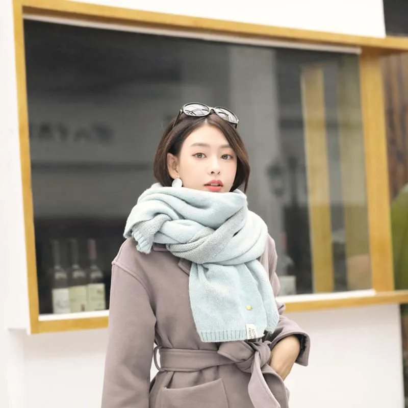 

Autumn and Winter New Double-knit Scarf Small Pineapple Button Solid Color Double-sided Thick Long Shawl