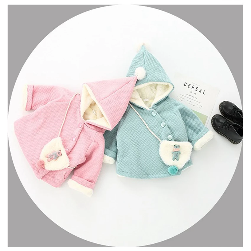 

Retail Newborns winter new single-breasted cardigan jacket girls baby plus velvet padded hooded paddles Children Outerwear Coats