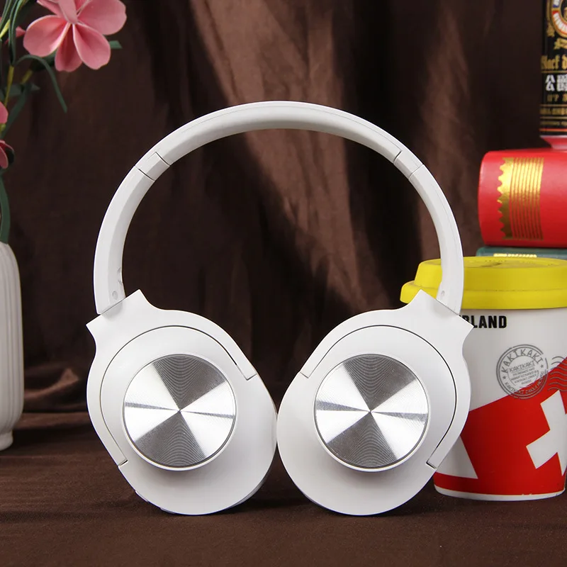 

KAPCICE BASS headset / Bluetooth headset /3.5mm AUX foldable portable game headset MP3 MP4 computer PC music gift