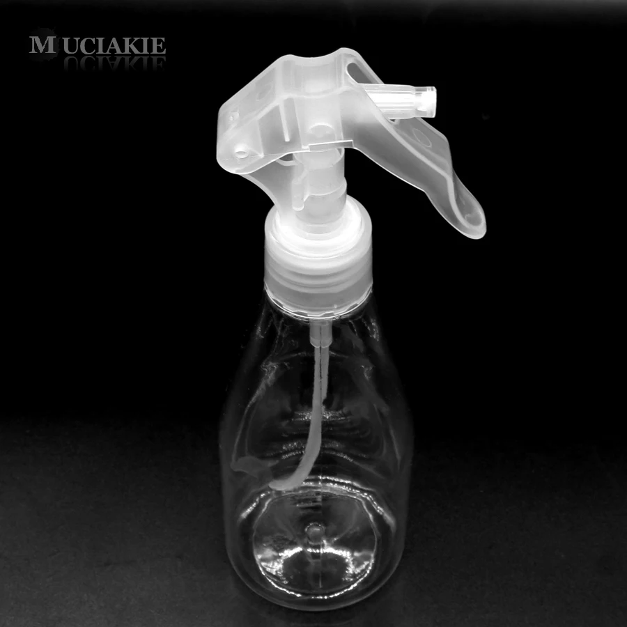 

MUCIAKIE 1PC 200ML Manual Sprayer Garden Irrigation Sapling Housing Watering Portable Automatic Plant Waterer