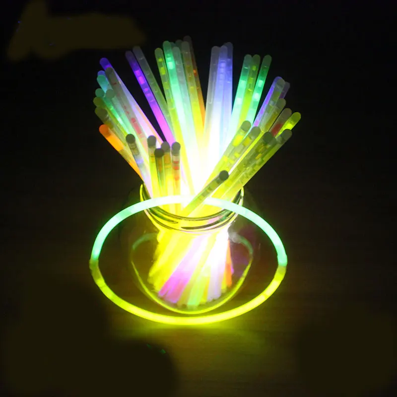 

Multi Color Ritium Glow in Dark Party Lights Bracelets Glow Sticks Wedding Party Activity Decor Christmas Gift Flashing Toys