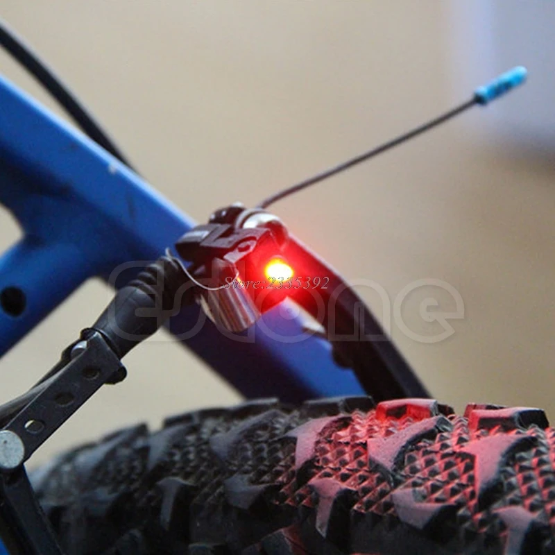 Портативный тормоза мини велосипед света гора задний фонарь задний велосипедный светодиодный свет Велоспорт и пуговицы Батарея Питание