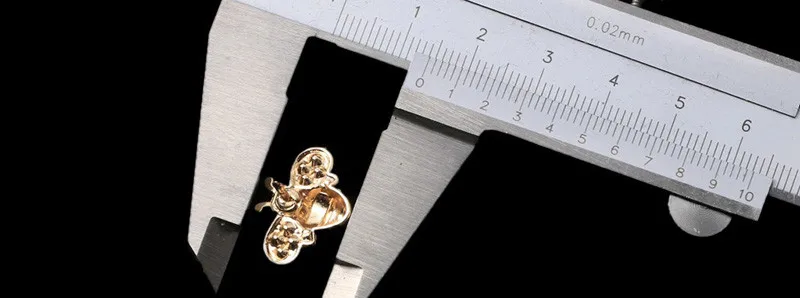 Bee Collar Pins22