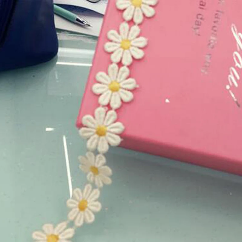 

15Yards Embroidered Daisy Flower Cotton Lace Trim Sewing Crafts Patchwork Ribbon Cloth Scrapbooking DIY Craft