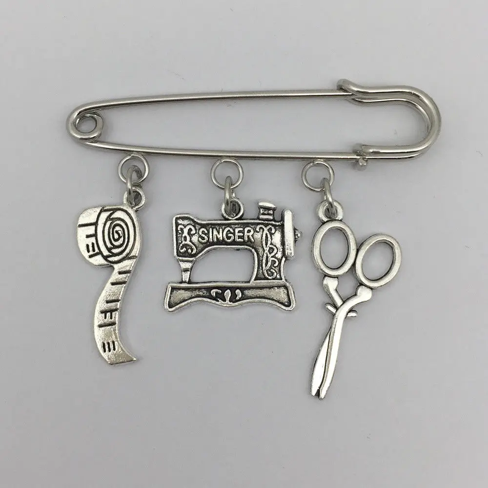 

Sewing Machine Brooch, Seamstress Brooch, Quilters Brooch Silver Dres s Elegant
