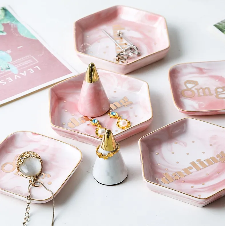 9 Ceramic jewelry dish      (1)