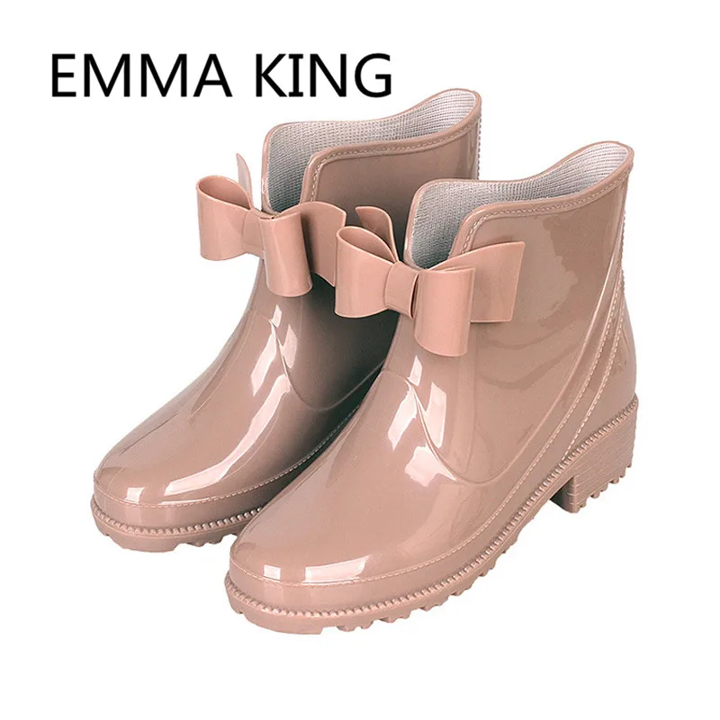 

Runway Fashion Sweet Bow-Knot Women Rain Boots Round Toe Slip On Patent Leather Casual Flats Shoes Woman Gladiator Ankle Boots