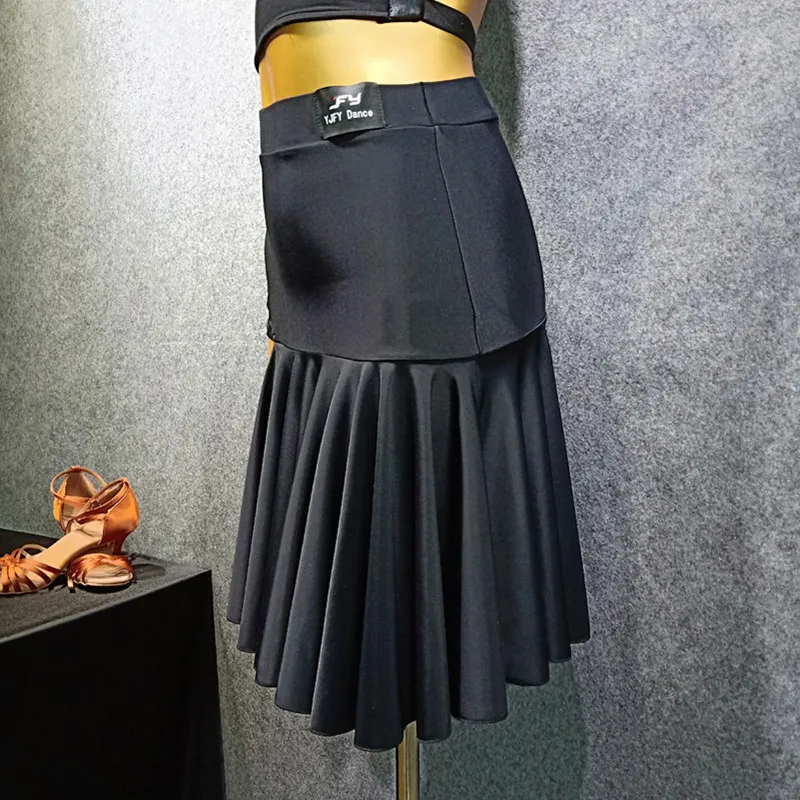 Новая черная юбка для латинских танцев Распродажа для женщин сексуальная раздельная юбка латино танцевальный бальный костюм Samba тренировочная одежда DL4081